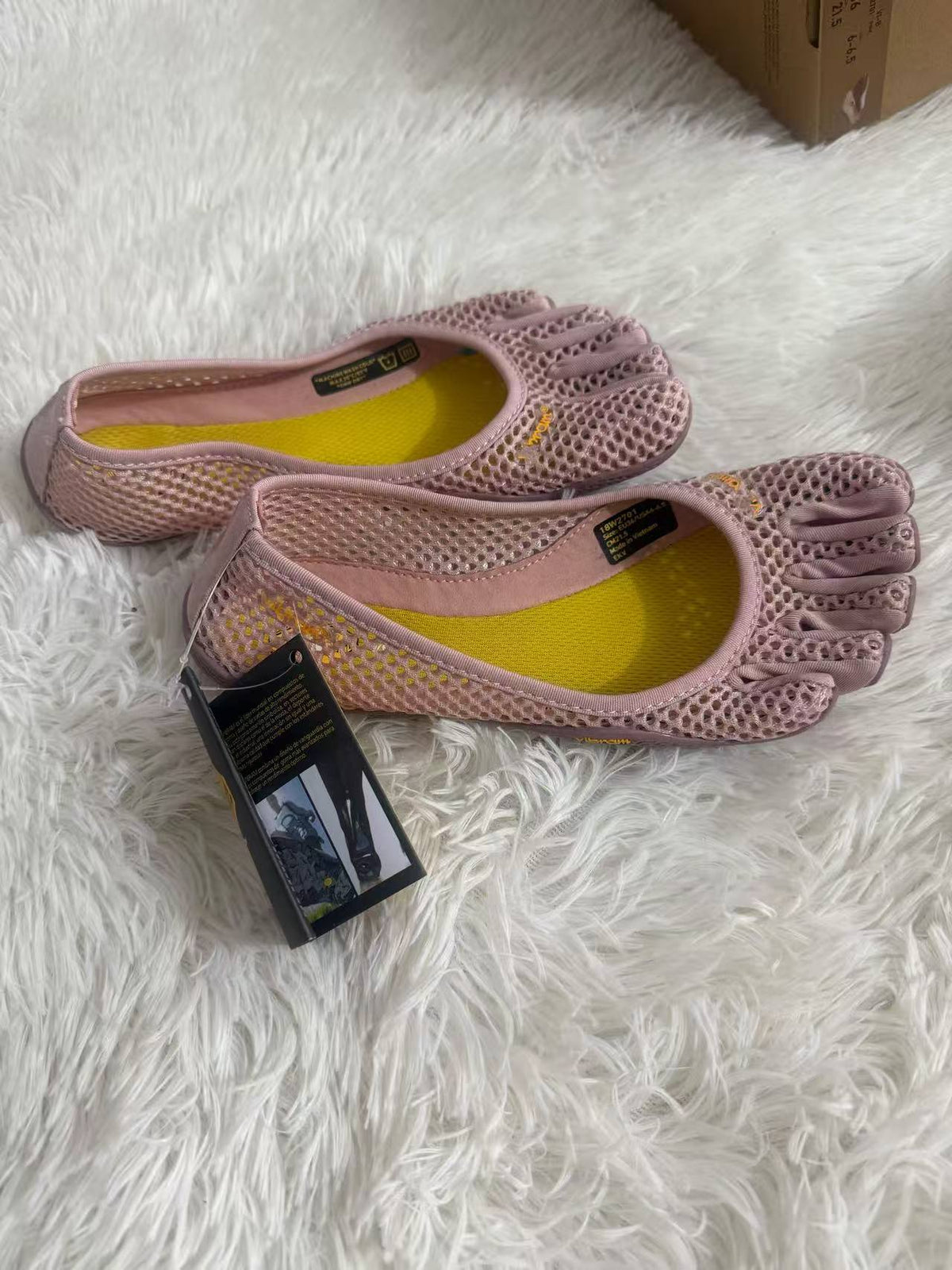 Vellorae 5 Finger shoes